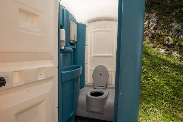 Best Standard Portable Toilet Rental  in Chouteau, OK